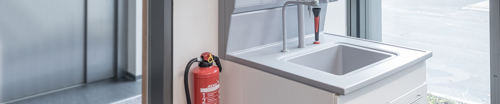 Laboratory Benches and Sinks